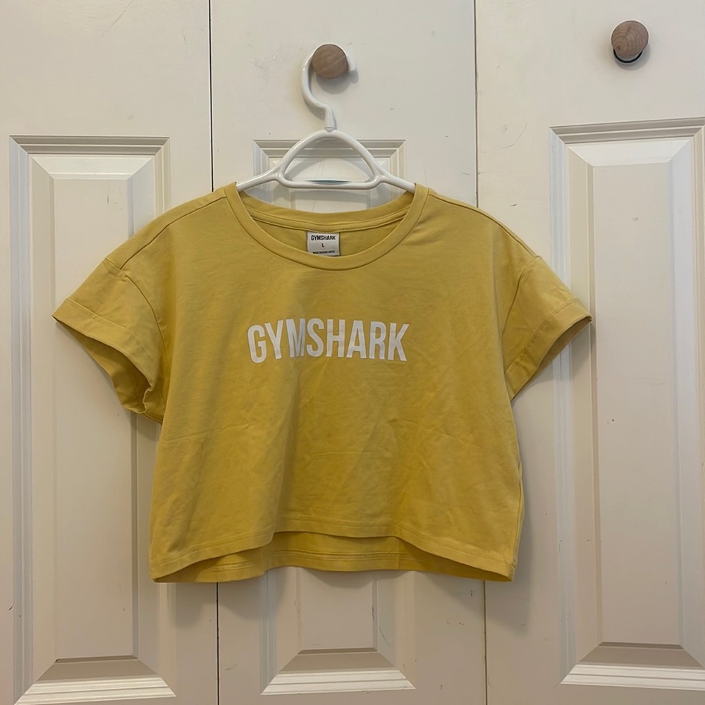 Gymshark cropped yellow tee shirt (size L)